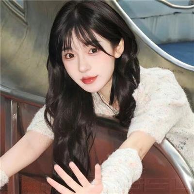 芒果和红色轮椅
